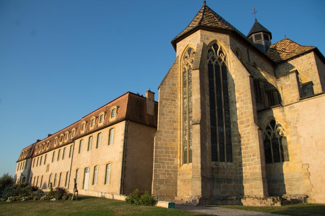 Gites Le Lancelot Ambierle Exterior foto